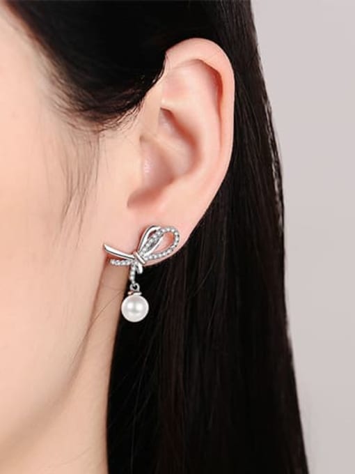 MOISS 925 Sterling Silver Moissanite Irregular Dainty Stud Earring 1