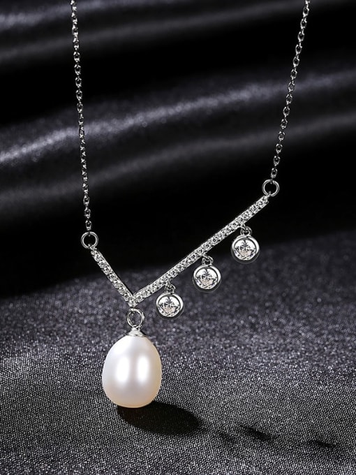W 8E11 925 Sterling Silver Cubic Zirconia Irregular Dainty Necklace