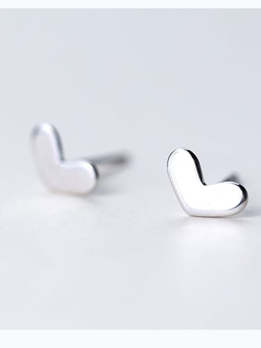 Rosh 925 sterling silver smooth heart minimalist stud earring