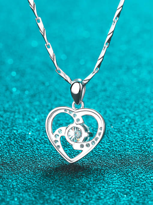 MOISS Sterling Silver 0.8 CT Moissanite Heart Dainty Necklace 2