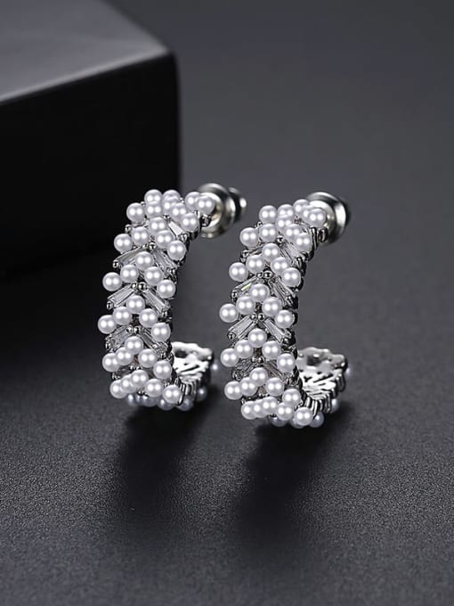 Platinum t06a25 Brass Imitation Pearl Geometric Artisan Stud Earring