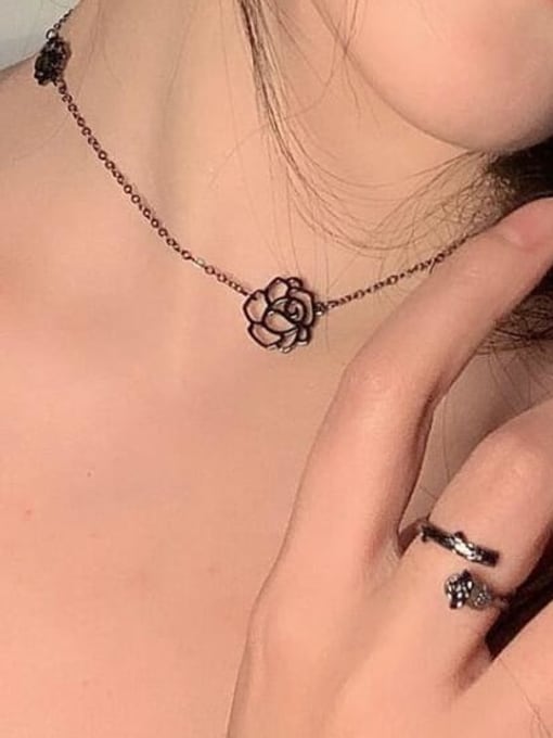 A TEEM Titanium Hollow Flower Minimalist pendant Necklace 1