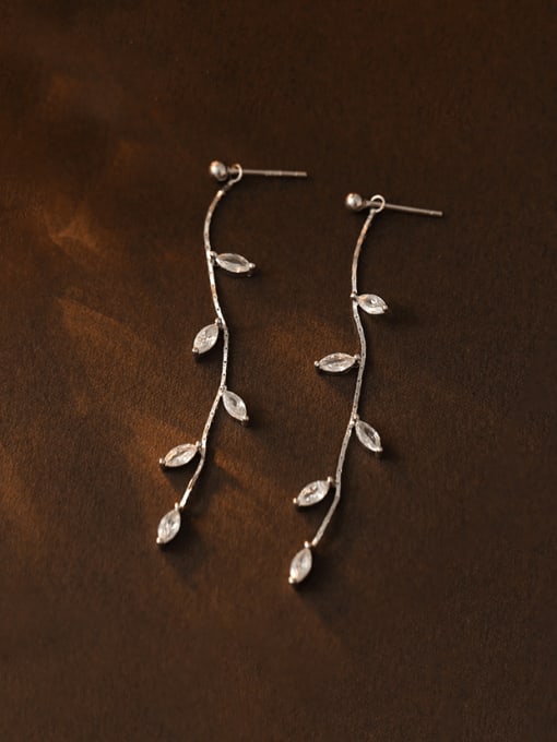 ES565 【 Platinum 】 925 Sterling Silver Cubic Zirconia Leaf Minimalist Drop Earring