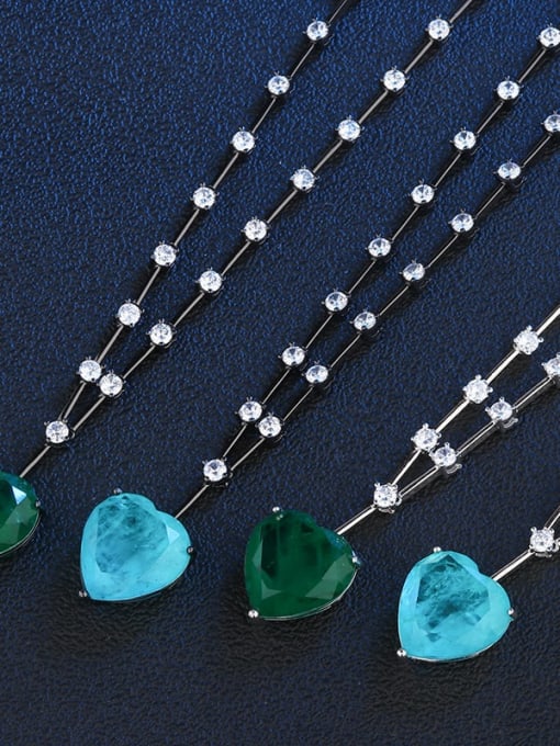 Green (Platinum) Copper Glass Stone Heart Vintage Necklace
