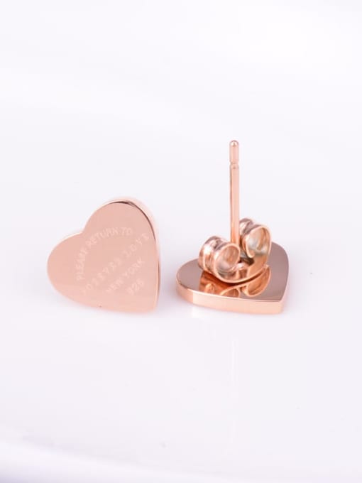 A TEEM Titanium heart-shaped Letter Minimalist Stud Earring 0