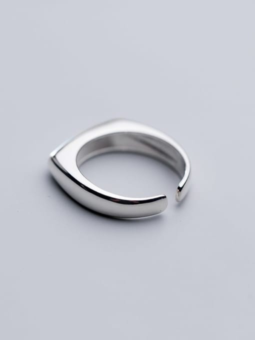 Rosh 925 Sterling Silver Smooth Geometric Minimalist Band Ring 1