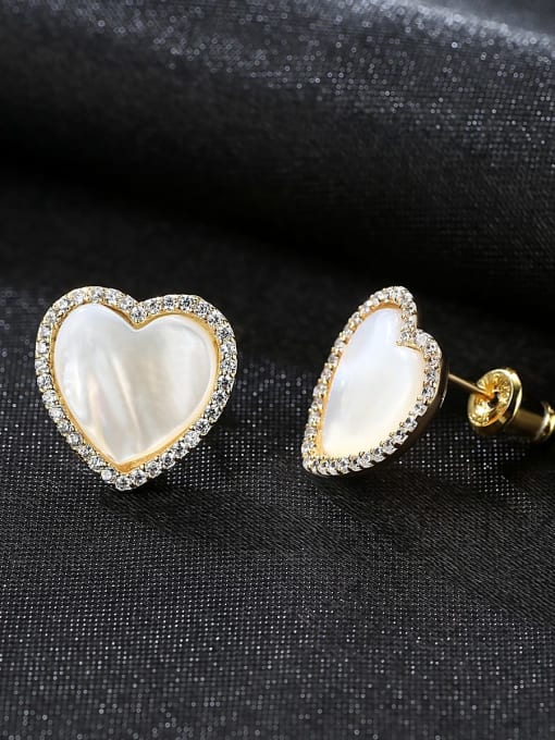 White 4B04 925 Sterling Silver Shell White Heart Minimalist Stud Earring