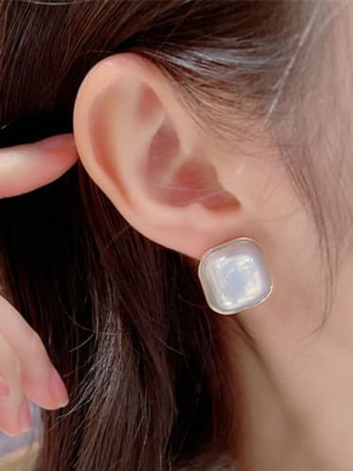 Luxu Brass Geometric Minimalist Stud Earring 2