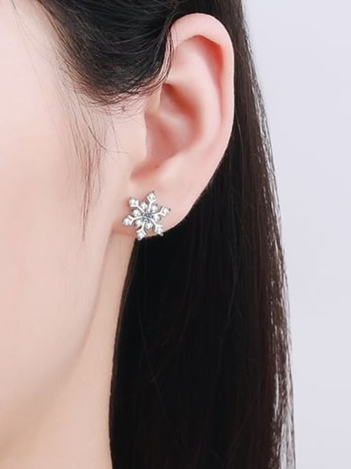 MOISS 925 Sterling Silver Moissanite Snow Flower Dainty Stud Earring 1
