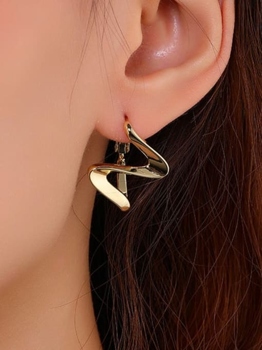 XP Alloy Irregular Minimalist Stud Earring 1