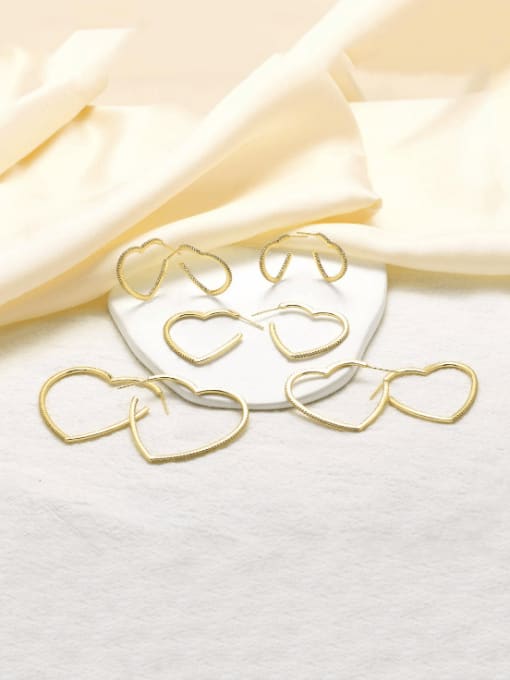 CC Brass Cubic Zirconia Heart Minimalist Earring 2