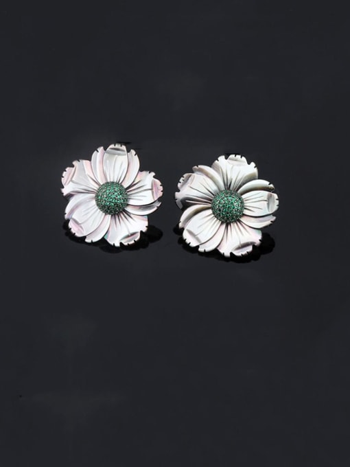 Emerald shell Copper Shell Flower Vintage Stud Earring