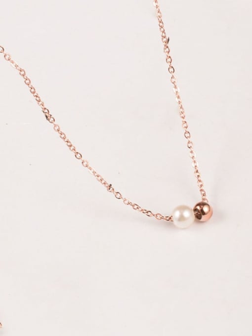 A TEEM Titanium Imitation Pearl White Necklace
