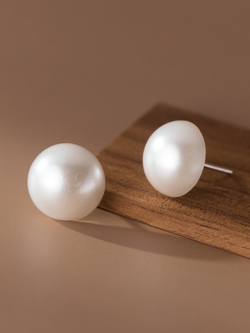 Rosh 925 Sterling Silver Freshwater Pearl Round Ball Minimalist Stud Earring