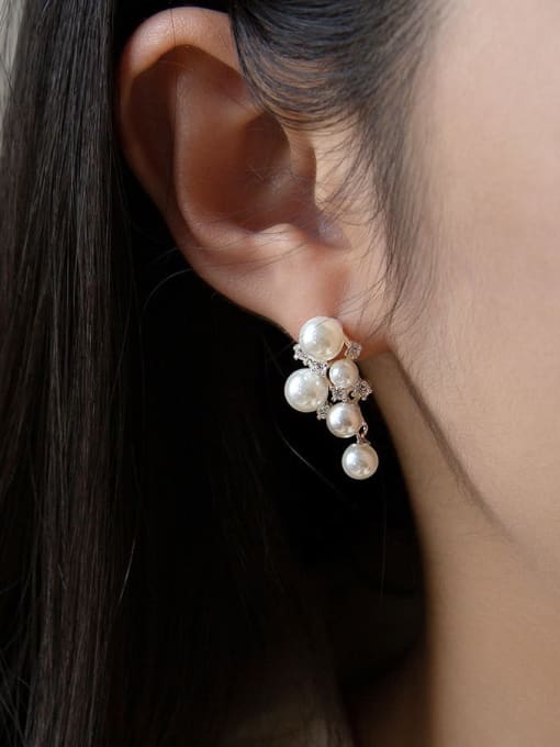 Rosh 925 Sterling Silver Imitation Pearl Friut Grape Minimalist Stud Earring 1