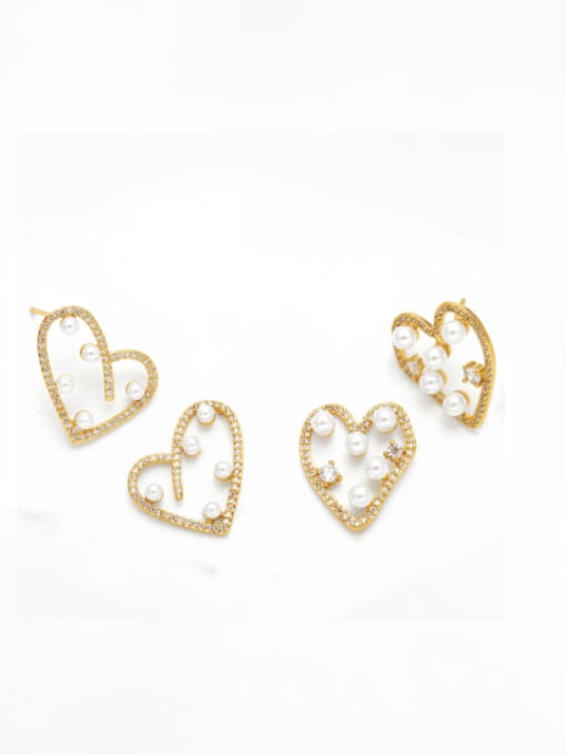 CC Brass Imitation Pearl Heart Minimalist Stud Earring 0