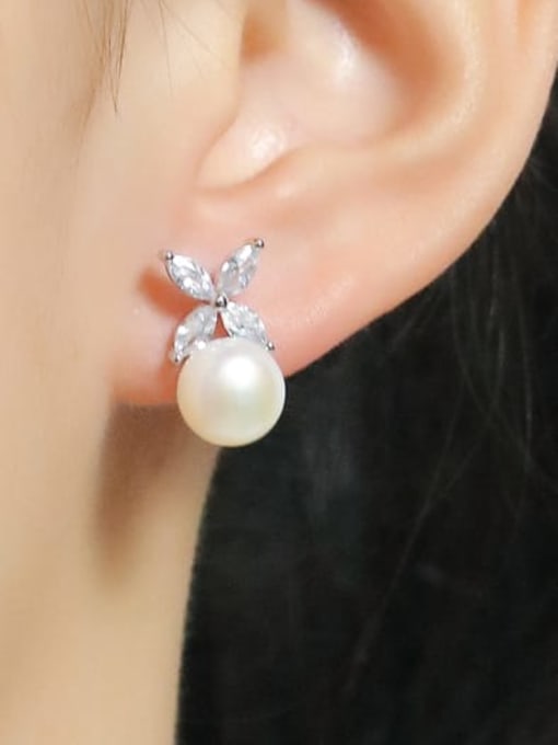 Dan 925 Sterling Silver Imitation Pearl Clover Minimalist Stud Earring 1