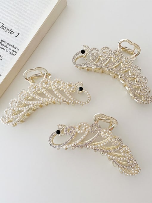Chimera Alloy Imitation Pearl Trend  Peacock Jaw Hair Claw 1
