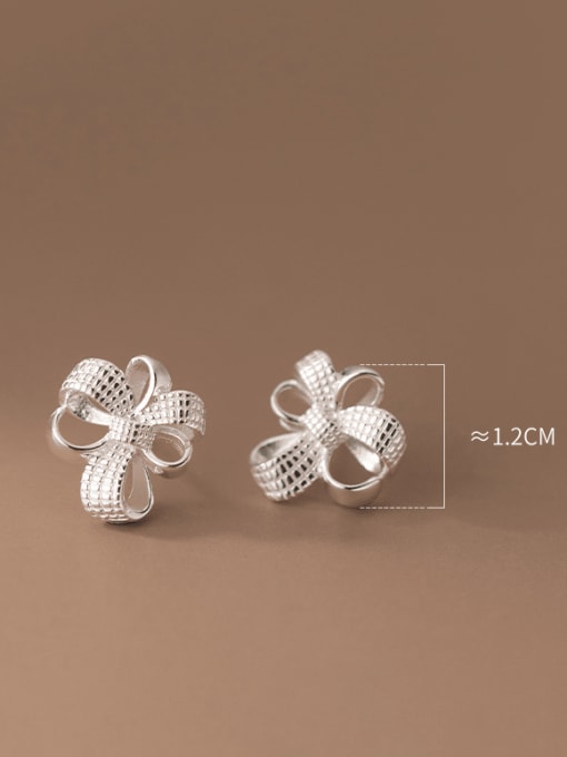 Rosh 925 Sterling Silver Hollow Flower Minimalist Stud Earring 1