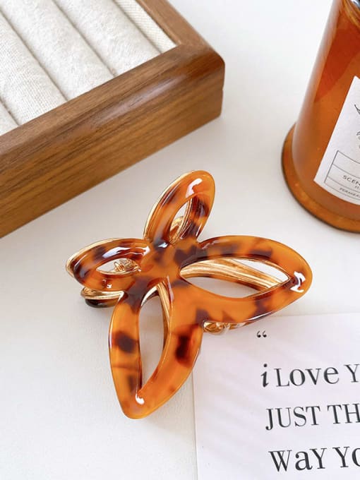 Coffee color 6.6cm Cellulose Acetate Trend Butterfly Jaw Hair Claw