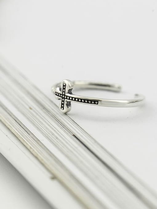 XBOX 925 Sterling Silver Cross Vintage Band Ring 3