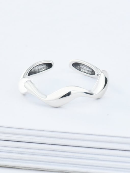 XBOX 925 Sterling Silver Smooth Irregular Vintage Wave   Band Ring 3