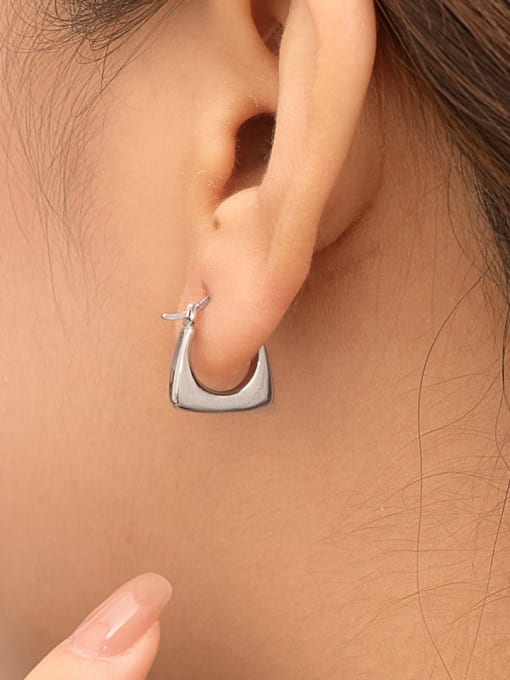 XBOX 925 Sterling Silver Geometric Minimalist Huggie Earring 2