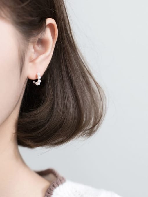 Rosh 925 sterling silver imitation pearl Irregular minimalist hook earring 3