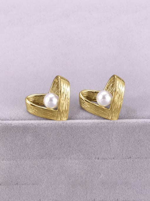 18K gold Titanium Steel Imitation Pearl Heart Minimalist Stud Earring
