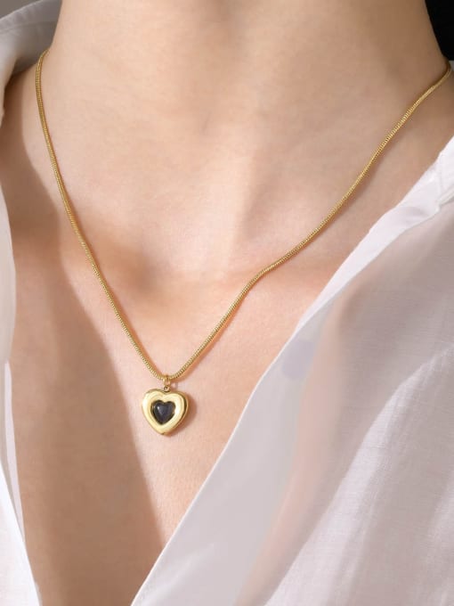 LI MUMU Stainless steel Carnelian Heart Minimalist Necklace 1