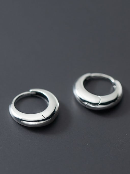 Rosh 925 Sterling Silver Geometric Minimalist Huggie Earring 1