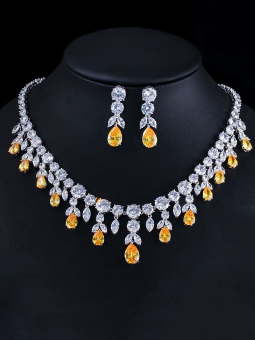 Platinum yellow zirconium Brass Cubic Zirconia Luxury Leaf  Earring and Necklace Set