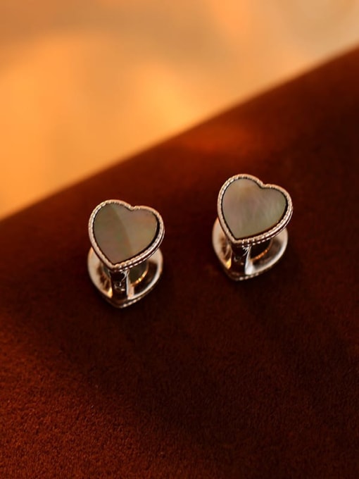 ES2621 【 Platinum 】 925 Sterling Silver Shell Heart Minimalist Stud Earring