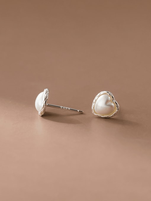 Small 7mm 925 Sterling Silver Imitation Pearl Heart Minimalist Stud Earring