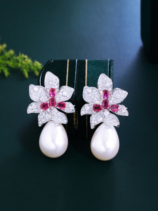 L.WIN Brass Cubic Zirconia Flower Luxury Cluster Earring 2