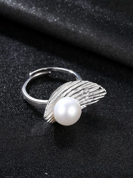 CCUI 925 Sterling Silver Freshwater Pearl White Leaf Trend Band Ring 2