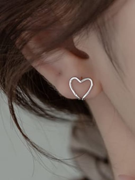 Rosh 925 Sterling Silver Heart Minimalist Clip Earring 1