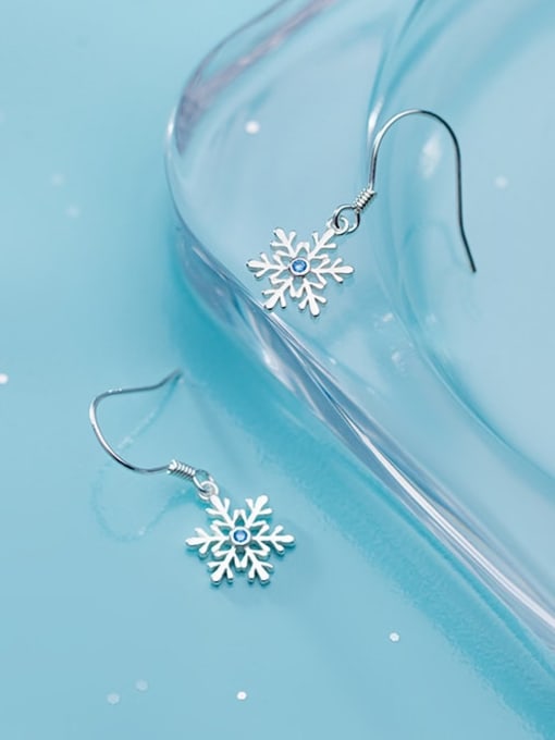 Rosh 925 Sterling Silver Rhinestone Snowflakes  Minimalist Christmas Hook Earring 2
