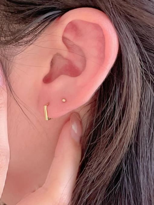 Boomer Cat 925 Sterling Silver Geometric Minimalist Huggie Earring 1