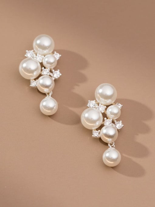 Silver 925 Sterling Silver Imitation Pearl Friut Grape Minimalist Stud Earring