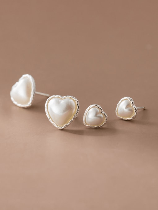 Rosh 925 Sterling Silver Imitation Pearl Heart Minimalist Stud Earring 0