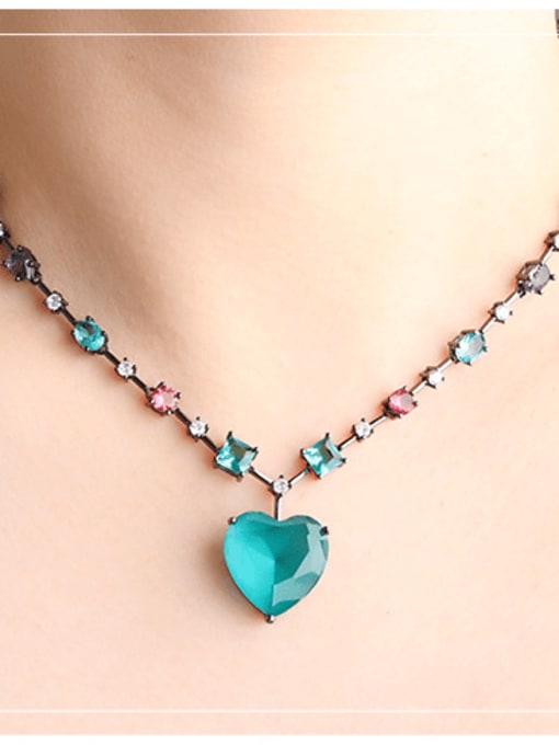 ROSS Brass Cubic Zirconia Luxury Heart   Pendant Necklace 1
