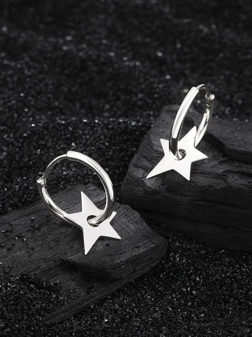 KDP1608 925 Sterling Silver Pentagram Minimalist Huggie Earring