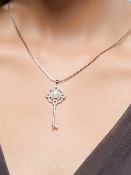 BLING SU Copper Cubic Zirconia Dainty  Key Pendant Necklace 1