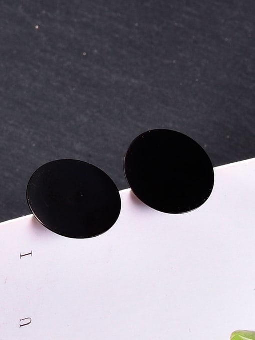 A TEEM Titanium Acrylic Round Minimalist Stud Earring 3