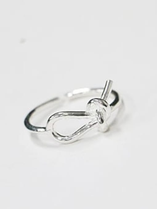 J 233 925 Sterling Silver Bowknot Minimalist Midi Ring