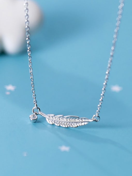 Rosh S925 sliver simple fashion feather pendant necklace 1