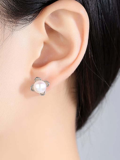 CCUI 925 Sterling Silver Freshwater Pearl Flower Minimalist Stud Earring 3
