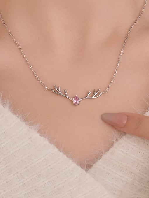 BeiFei Minimalism Silver 925 Sterling Silver Cubic Zirconia Deer  Head Minimalist Necklace 1