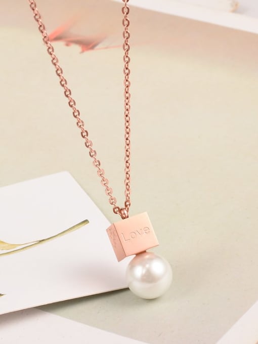 A TEEM Titanium Imitation Pearl Square Necklace 2